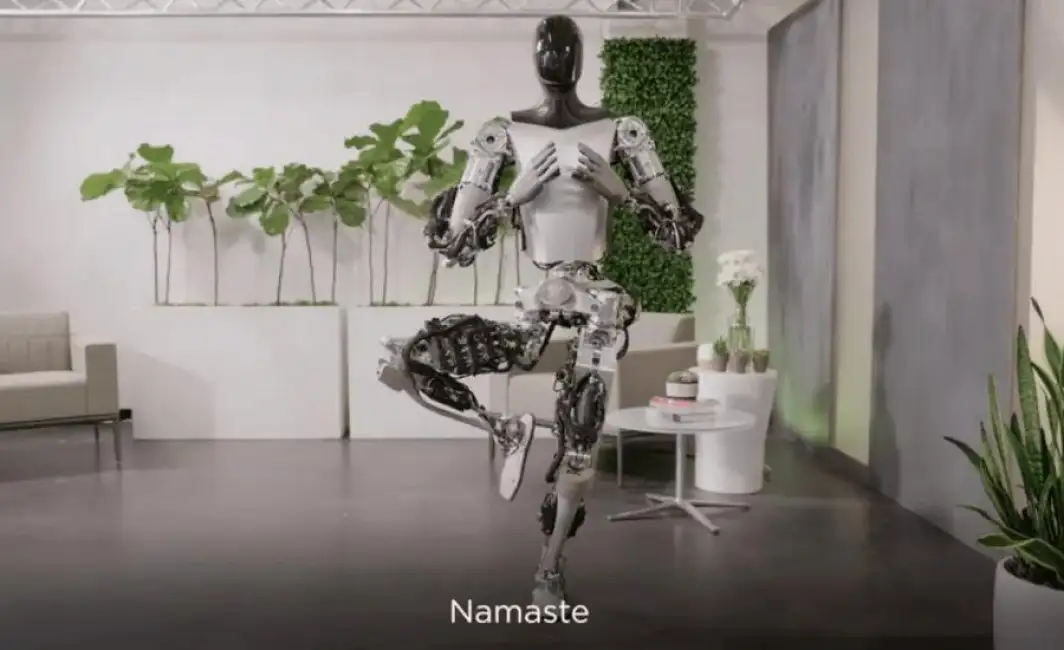 Tesla, Optimus adlı insansı robotunun yeni özelliklerini paylaştı